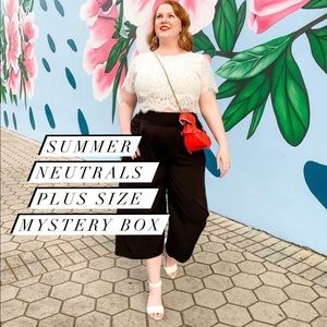 WARM NEUTRALS PLUS SIZE MYSTERY BOX • 5 pieces